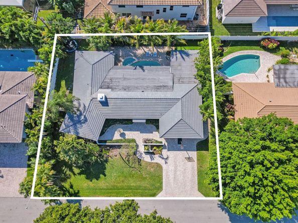 2740 NE 29th St, Fort Lauderdale FL 33306
