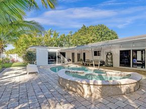 2740 NE 29th St, Fort Lauderdale FL 33306