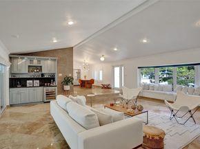2740 NE 29th St, Fort Lauderdale FL 33306