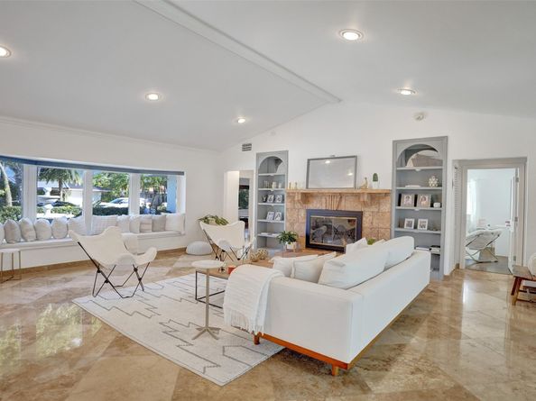 2740 NE 29th St, Fort Lauderdale FL 33306