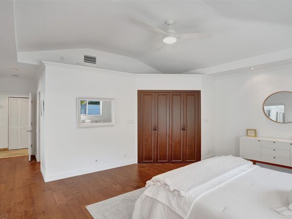 2740 NE 29th St, Fort Lauderdale FL 33306
