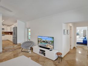 2740 NE 29th St, Fort Lauderdale FL 33306