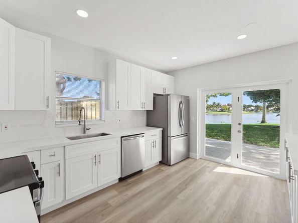 31 Swallow Drive, Boynton Beach FL 33436