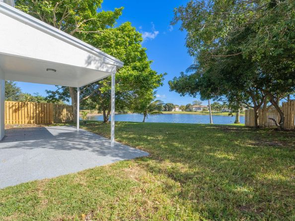 31 Swallow Drive, Boynton Beach FL 33436