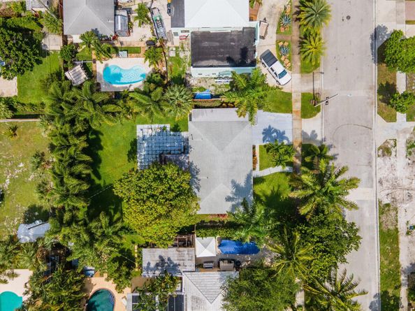 121 Auburn Drive, Lake Worth Beach FL 33460