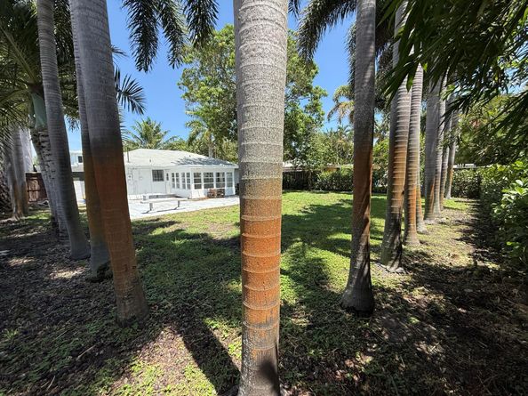 121 Auburn Drive, Lake Worth Beach FL 33460