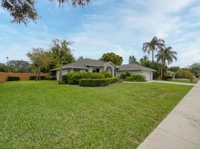 13676 Folkestone Court, Wellington FL 33414