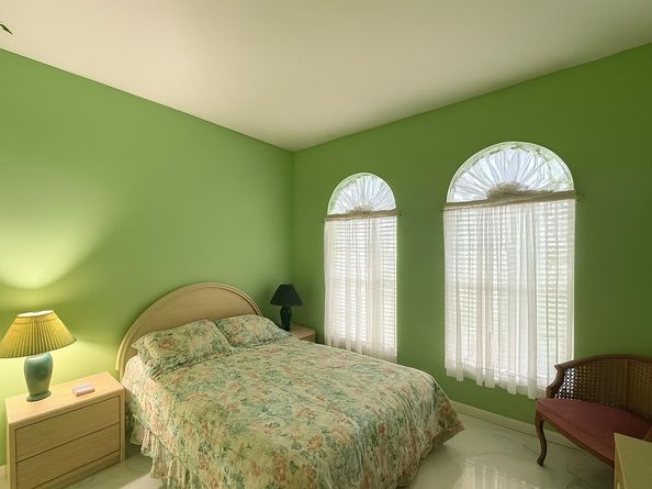182 SW 164th Avenue, Pembroke Pines FL 33027