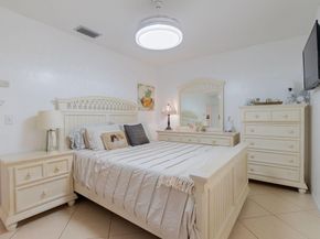 115 Ramblewood Circle, Royal Palm Beach FL 33411