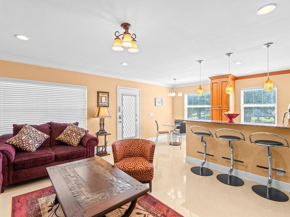 480 Flanders J, Delray Beach FL 33484