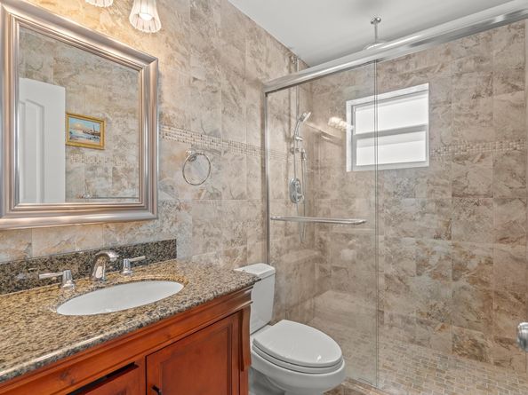 480 Flanders J, Delray Beach FL 33484