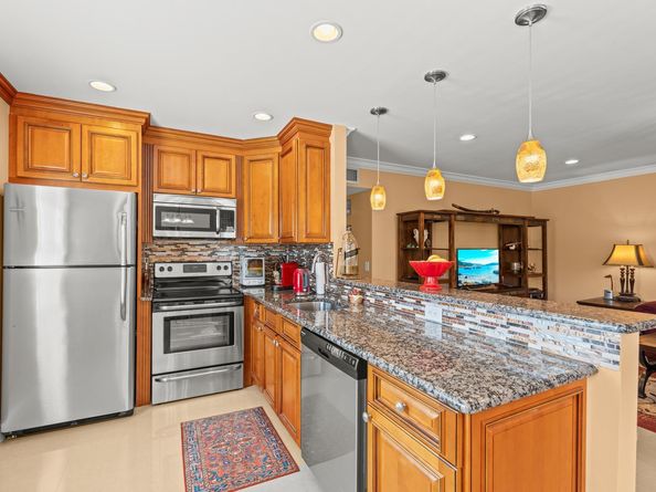 480 Flanders J, Delray Beach FL 33484