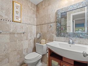 480 Flanders J, Delray Beach FL 33484