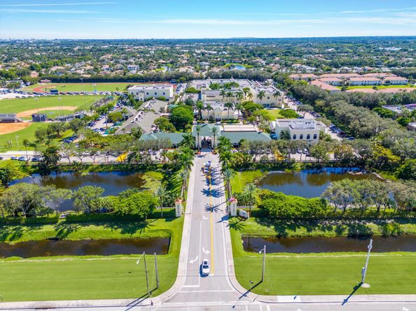 480 Flanders J, Delray Beach FL 33484
