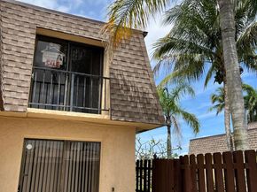 4204 Waterview Circle, Palm Springs FL 33461