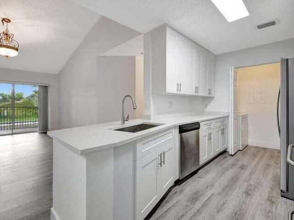 3111 Clint Moore Road 202, Boca Raton FL 33496