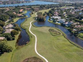 13334 Polo Club Road 224, Wellington FL 33414