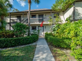 13334 Polo Club Road 224, Wellington FL 33414