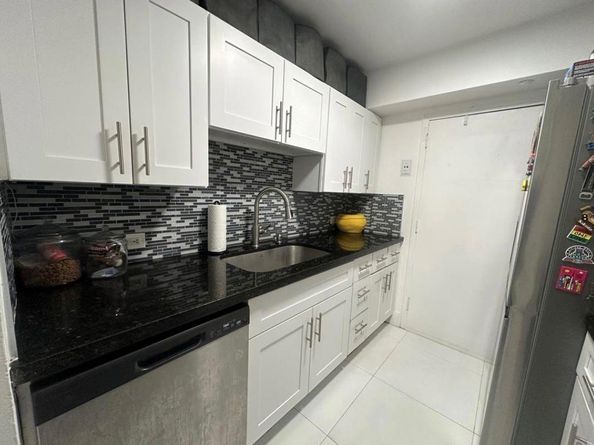 2350 NE 135th St 203, North Miami FL 33181