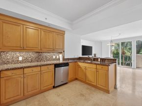 9 NE 20th Ave 302, Deerfield Beach FL 33441