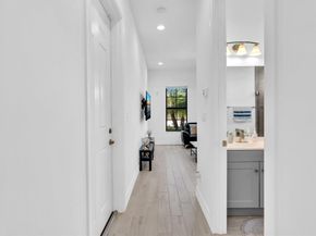 8928 Bastille Cir, Parkland FL 33076