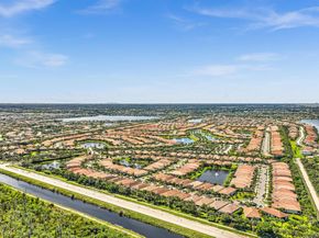 8928 Bastille Cir, Parkland FL 33076