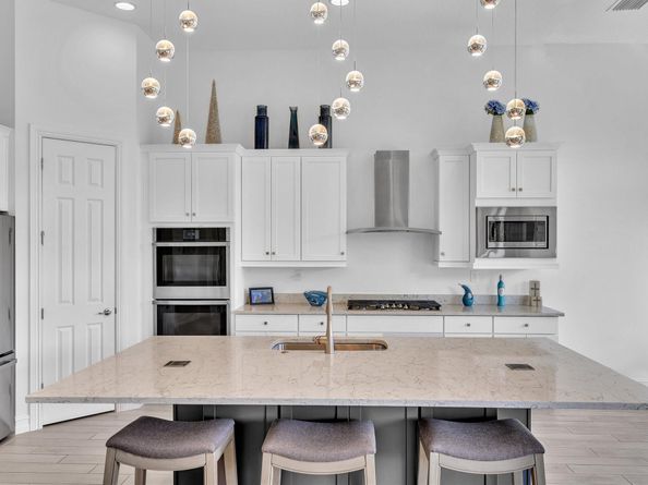 8928 Bastille Cir, Parkland FL 33076