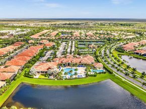 8928 Bastille Cir, Parkland FL 33076