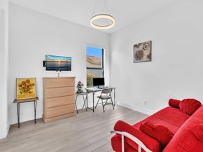 8928 Bastille Cir, Parkland FL 33076