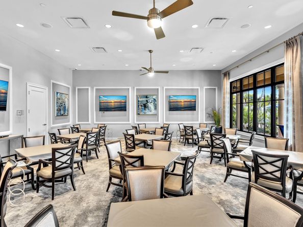 8928 Bastille Cir, Parkland FL 33076