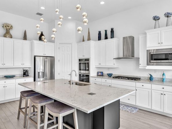 8928 Bastille Cir, Parkland FL 33076