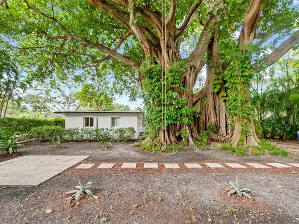1221 SW 18th St, Fort Lauderdale FL 33315