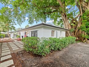 1221 SW 18th St, Fort Lauderdale FL 33315