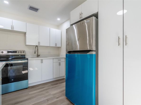 2941 NW 11th Ct, Fort Lauderdale FL 33311