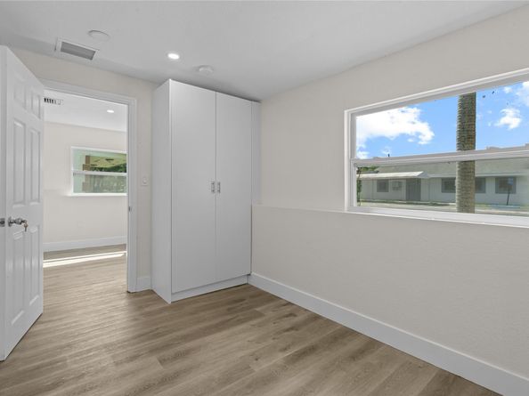2941 NW 11th Ct, Fort Lauderdale FL 33311