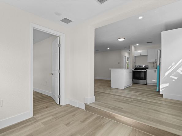 2941 NW 11th Ct, Fort Lauderdale FL 33311