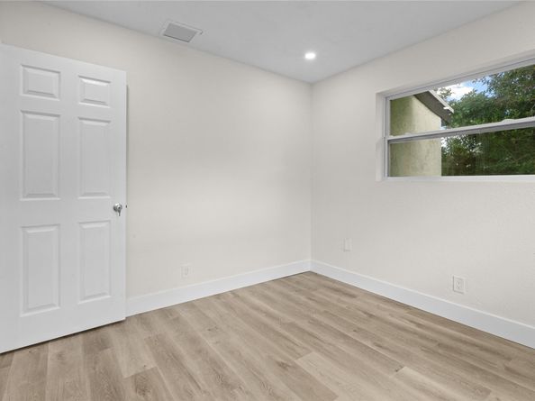 2941 NW 11th Ct, Fort Lauderdale FL 33311