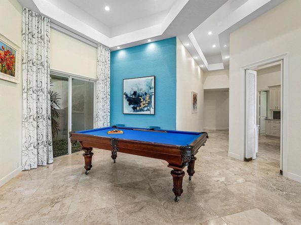 225 Oakview Drive, Delray Beach FL 33445