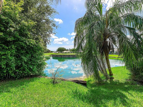 225 Oakview Drive, Delray Beach FL 33445