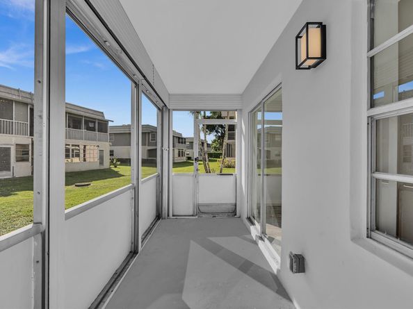 779 Flanders Q, Delray Beach FL 33484