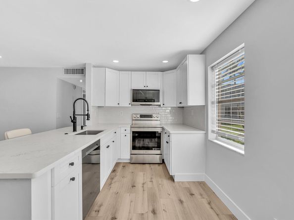 779 Flanders Q, Delray Beach FL 33484