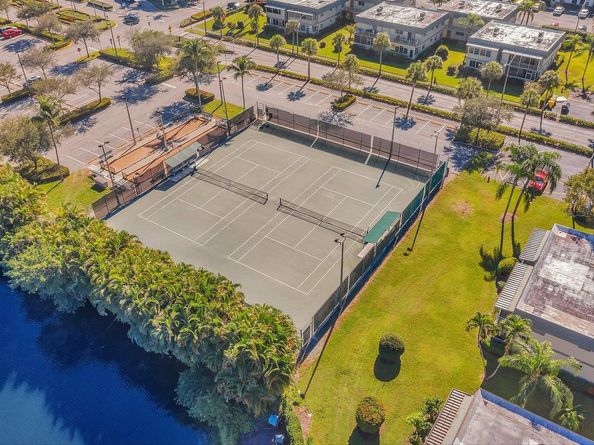 779 Flanders Q, Delray Beach FL 33484