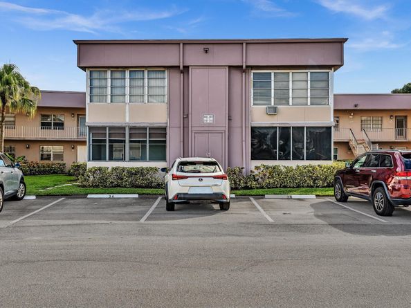779 Flanders Q, Delray Beach FL 33484