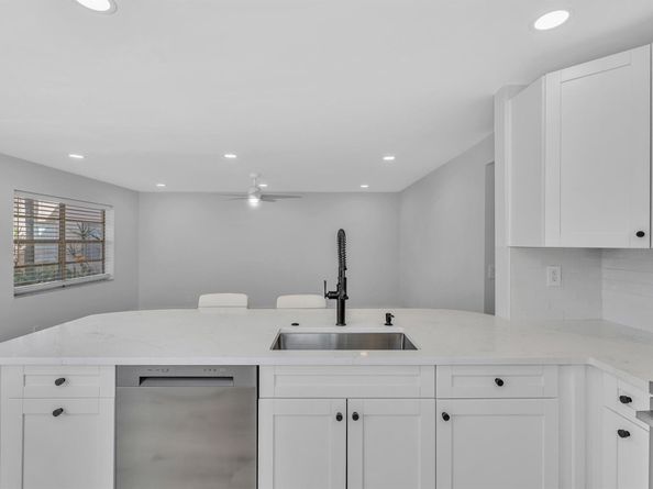 779 Flanders Q, Delray Beach FL 33484
