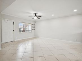 924 SE 2nd St 36, Fort Lauderdale FL 33301