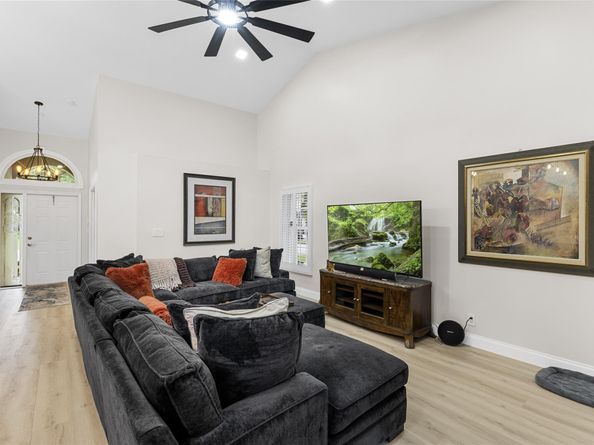 2075 NW 127th Ter, Coral Springs FL 33071