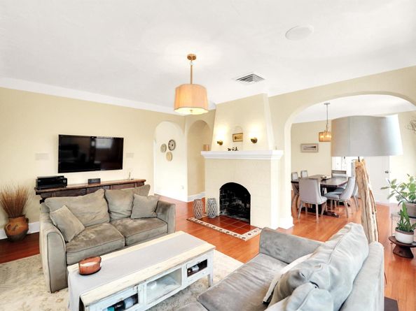 910 NE 2nd Avenue, Delray Beach FL 33444