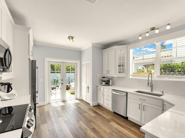 910 NE 2nd Avenue, Delray Beach FL 33444