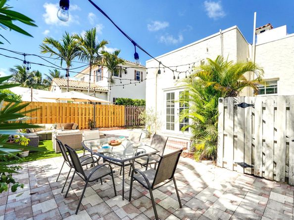 910 NE 2nd Avenue, Delray Beach FL 33444
