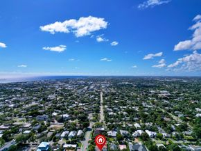 910 NE 2nd Avenue, Delray Beach FL 33444